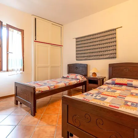 アパート Asfodeli モンテ・ナイ